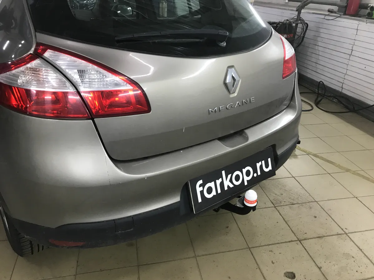 Фаркоп Трейлер для Renault Megane (5дв. хэтчбек ) 2008-2016 Арт. 9050 9050 в Красноярск Фаркоп Трейлер для Renault Megane (5дв. хэтчбек ) 2008-2016 Арт. 9050 9050 в Красноярск