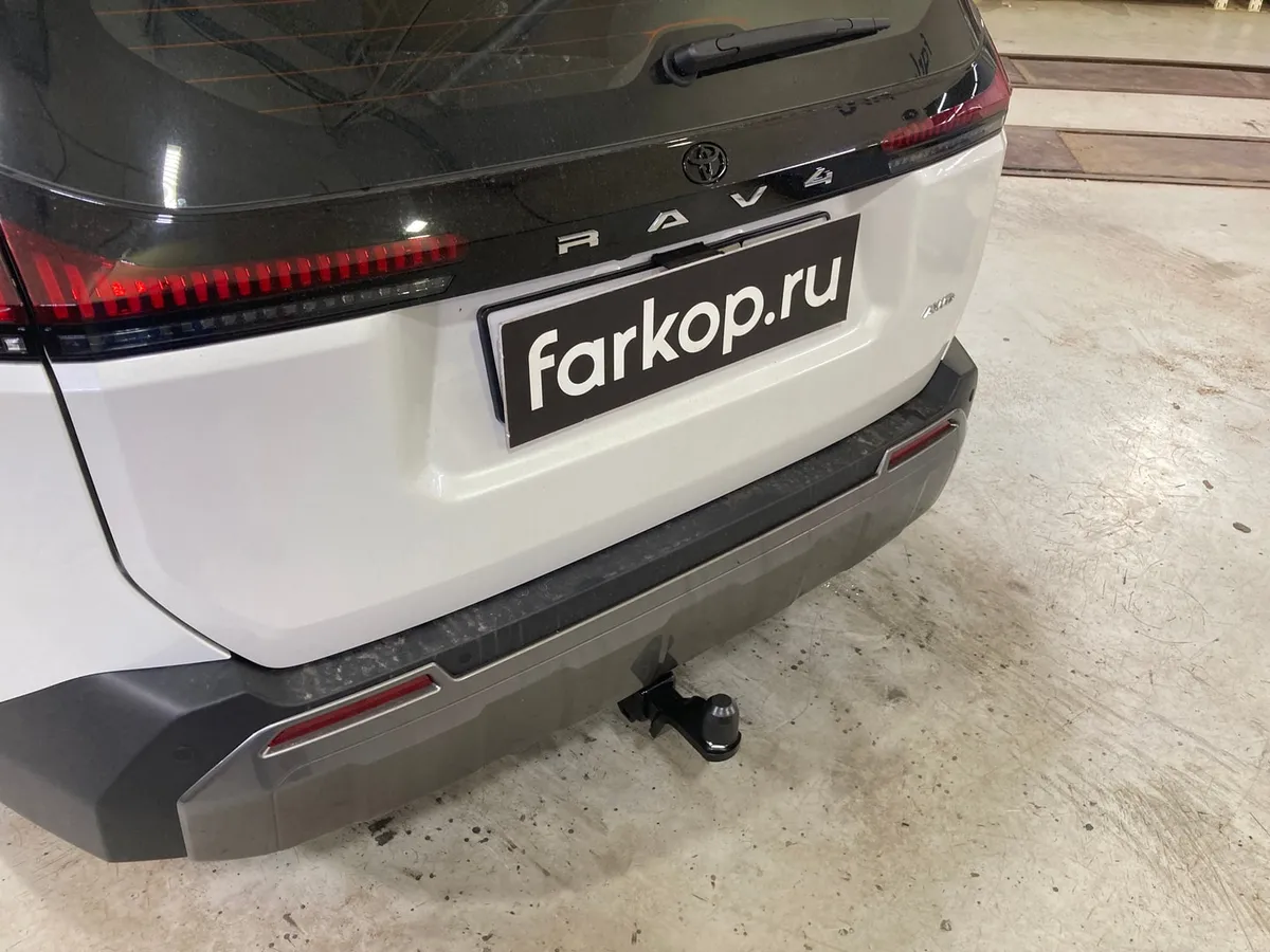 Фаркоп Berg для Toyota RAV4 2025- F.5717.002 в Красноярск