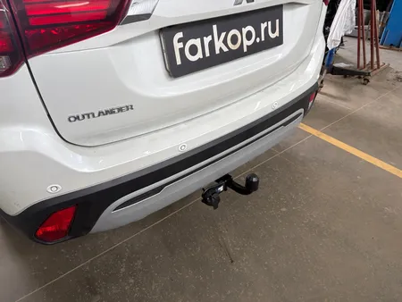 Фаркоп Berg для Mitsubishi Outlander 2012-2022 Арт. F.4013.001 F.4013.001 в Красноярск