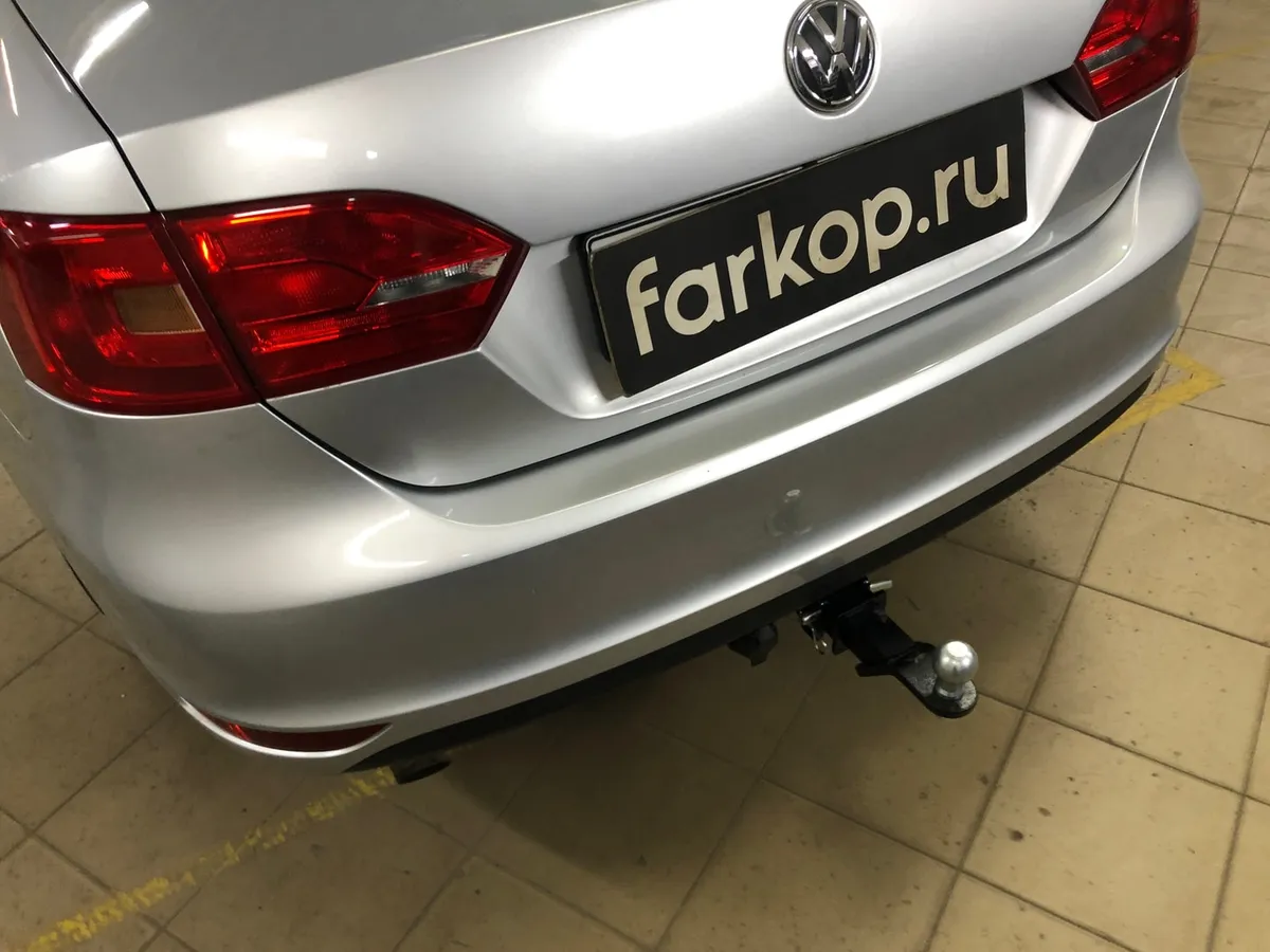 Фаркоп Лидер Плюс для Volkswagen Jetta 2011-2019 V123-E в Красноярск Фаркоп Лидер Плюс для Volkswagen Jetta 2011-2019 V123-E в Красноярск