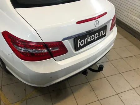 Фаркоп Steinhof для Mercedes E-class (купе) 2009-2016 M-150 в Красноярск