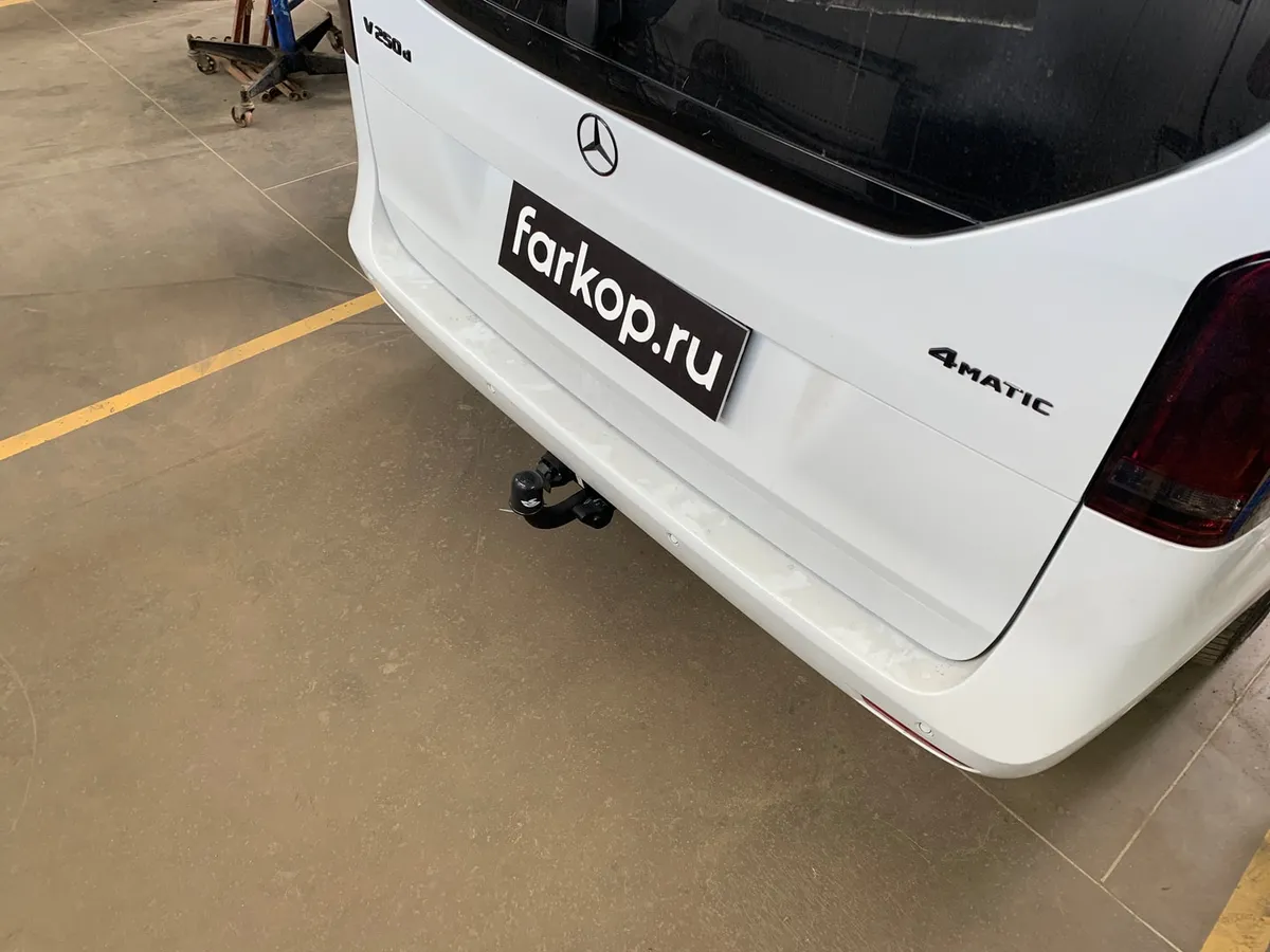 Фаркоп Steinhof для Mercedes V-class 2014- M-239 в Красноярск