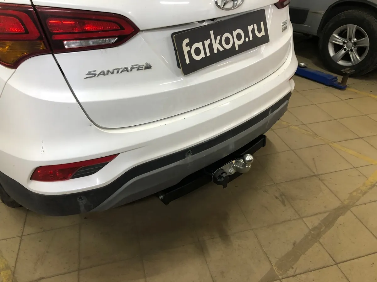 Фаркоп Лидер Плюс для Hyundai Santa Fe 2012-2018 H224-F в Красноярск Фаркоп Лидер Плюс для Hyundai Santa Fe 2012-2018 H224-F в Красноярск