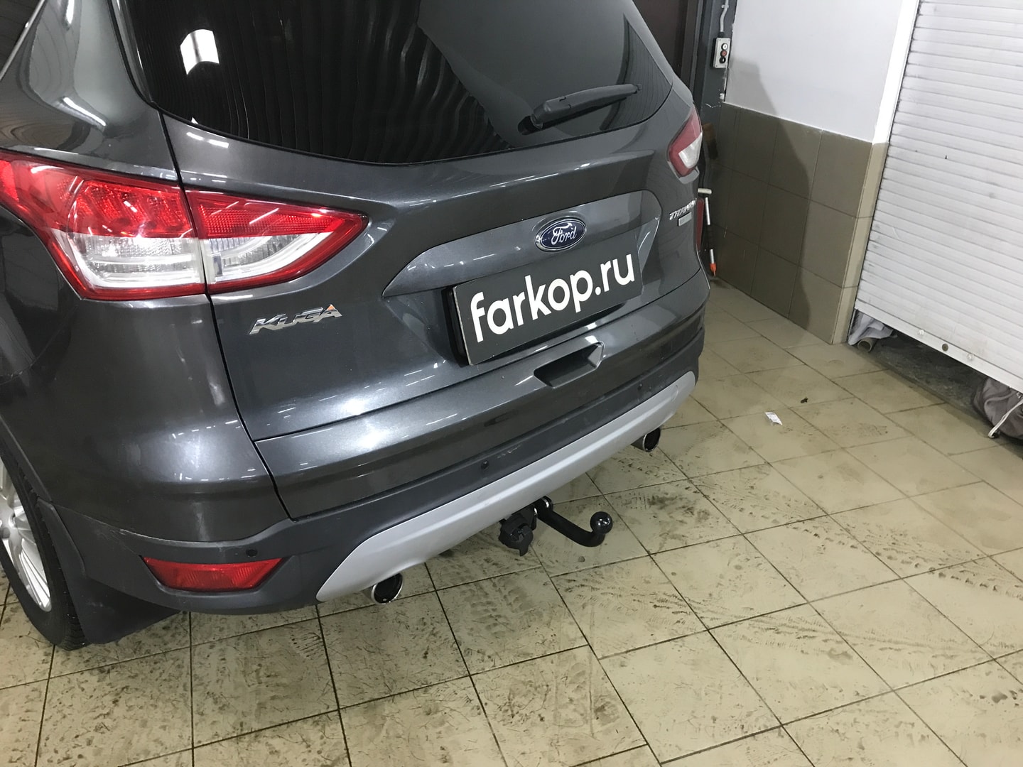 Установили фаркоп Лидер Плюс для Ford Kuga 2015 г.