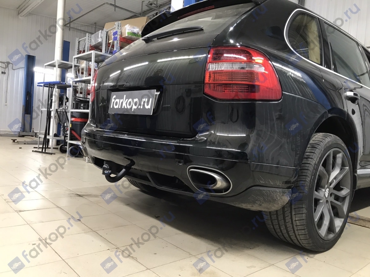 Установили фаркоп Oris для Porsche Cayenne 2003-2010 г.в. Установили фаркоп Oris для Porsche Cayenne 2003-2010 г.в.
