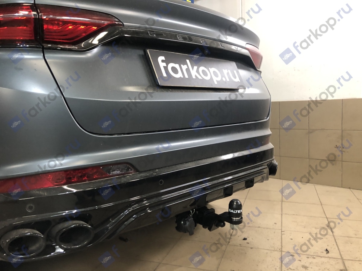 Установили фаркоп TowRus для Geely Tugella 2023 г.в.