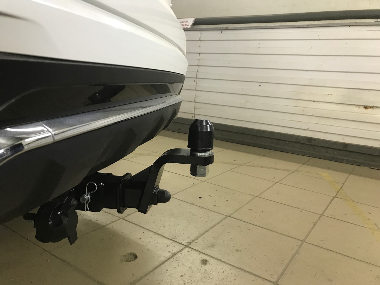 Установили фаркоп TowRus для Geely Monjaro 2023 года выпуска
